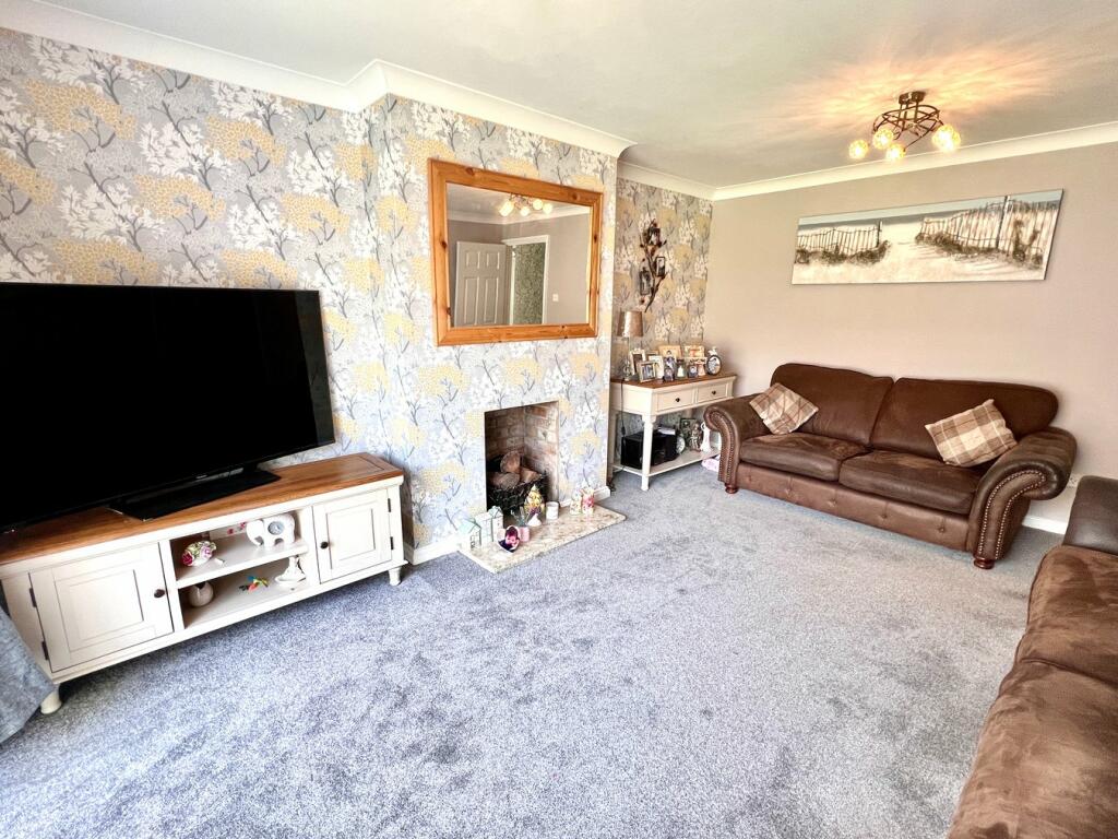 Additional property image - Brian Bishop Close, WALTON ON THE NAZE, CO14