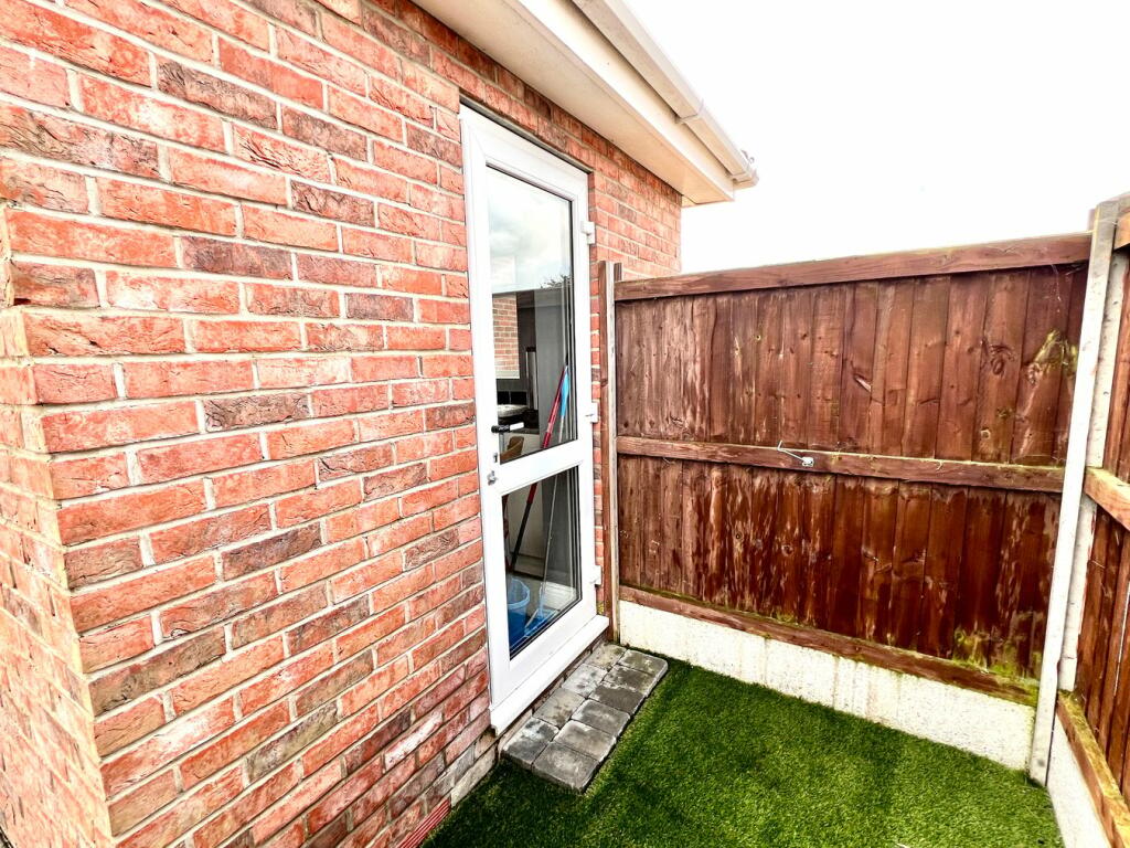 Additional property image - Brian Bishop Close, WALTON ON THE NAZE, CO14