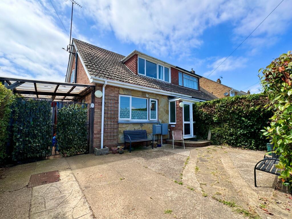 Main image of property: Clapgate Drive, Little Clacton, Clacton-on-Sea, CO16