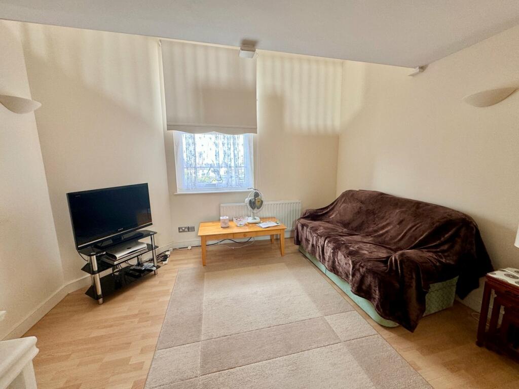 Additional property image - Woodberry Way, Walton on the Naze, CO14