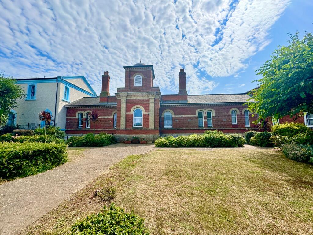 Additional property image - Woodberry Way, Walton on the Naze, CO14
