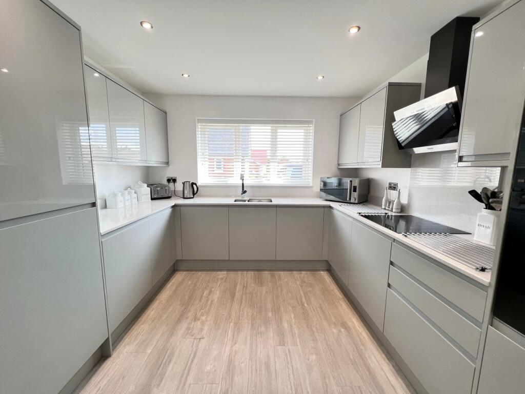 Additional property image - Farm Close, KIRBY CROSS, Frinton on Sea, CO13