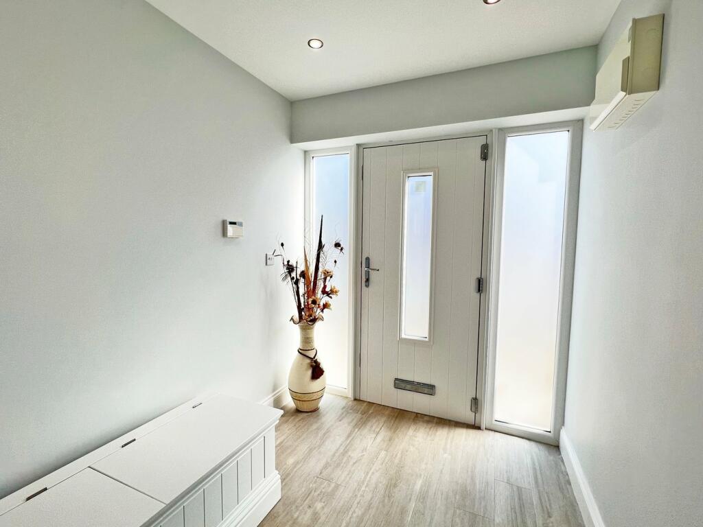 Additional property image - Farm Close, KIRBY CROSS, Frinton on Sea, CO13