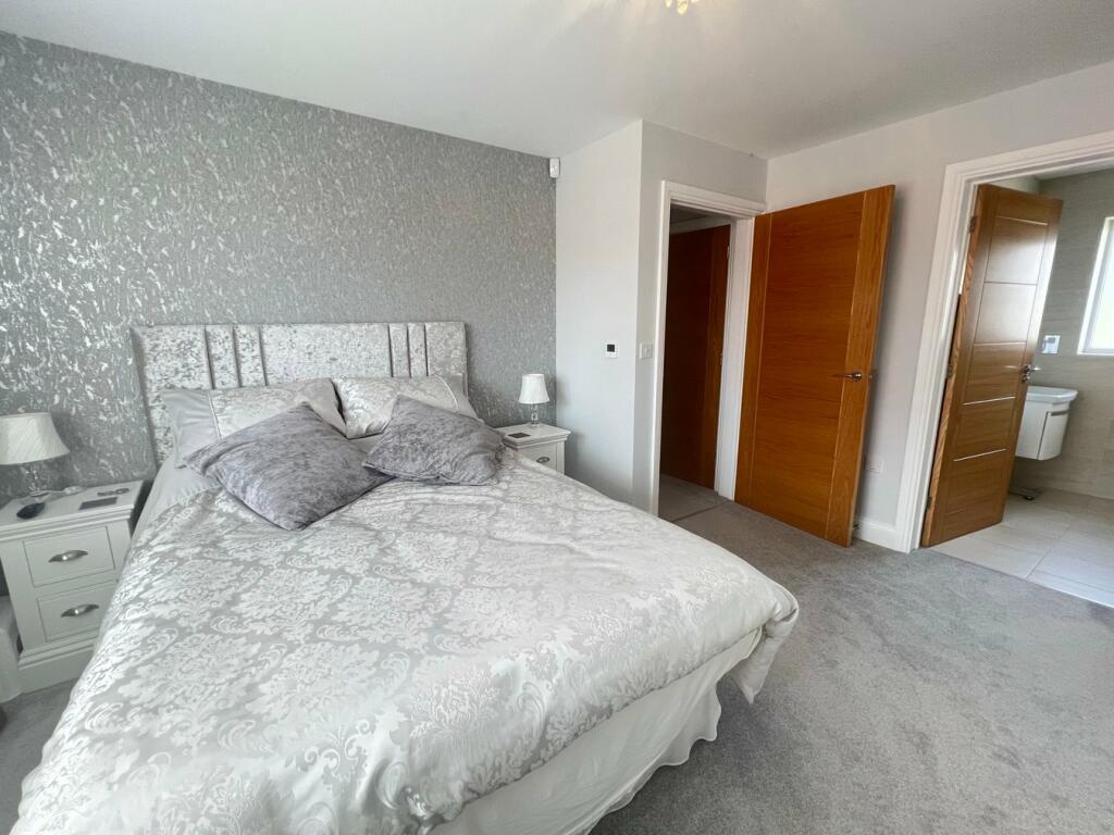 Additional property image - Farm Close, KIRBY CROSS, Frinton on Sea, CO13