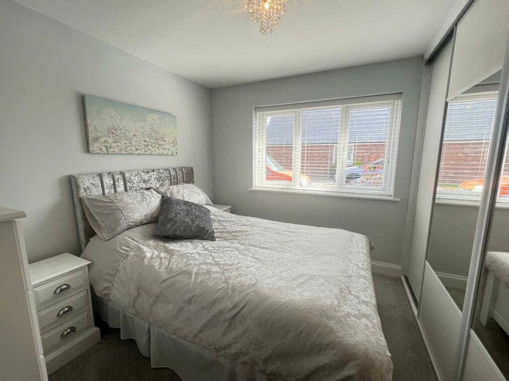 Additional property image - Farm Close, KIRBY CROSS, Frinton on Sea, CO13