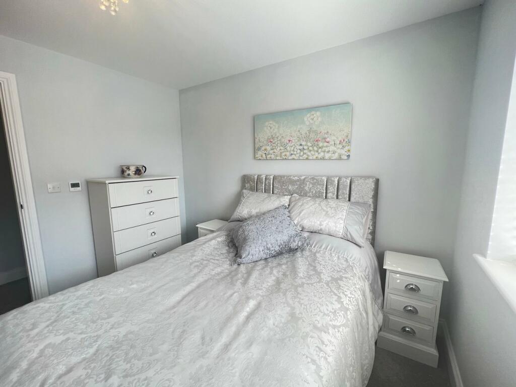 Additional property image - Farm Close, KIRBY CROSS, Frinton on Sea, CO13