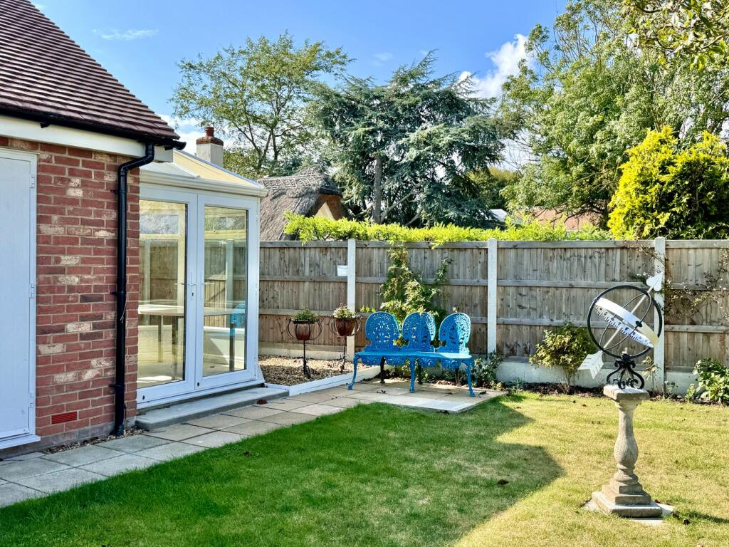 Additional property image - Farm Close, KIRBY CROSS, Frinton on Sea, CO13