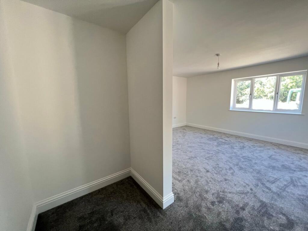 Additional property image - Woodland Walk, Thorpe Road, Kirby Cross, Frinton-On-Sea, CO13