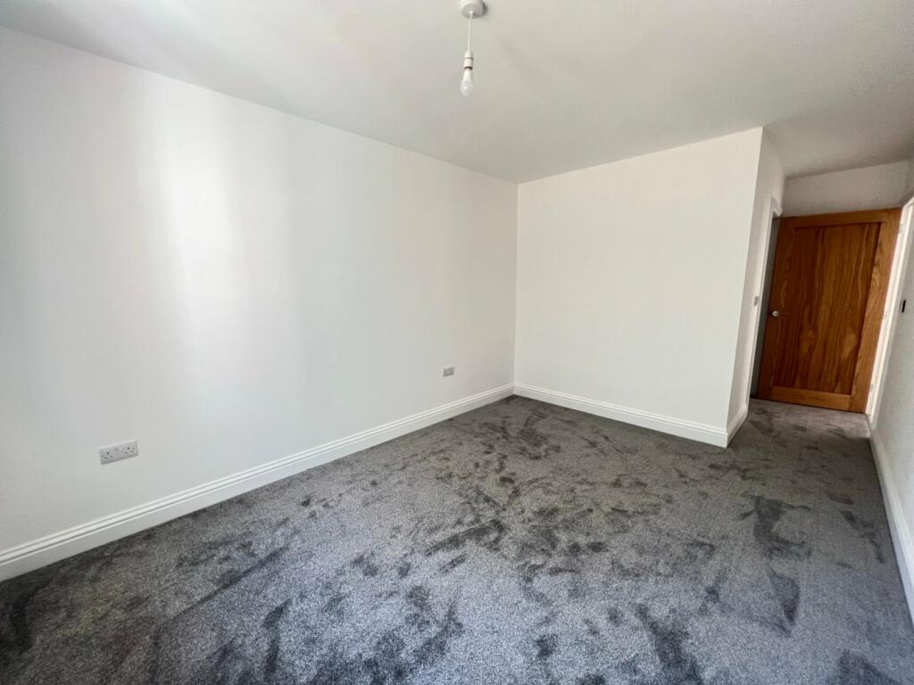 Additional property image - Woodland Walk, Thorpe Road, Kirby Cross, Frinton-On-Sea, CO13