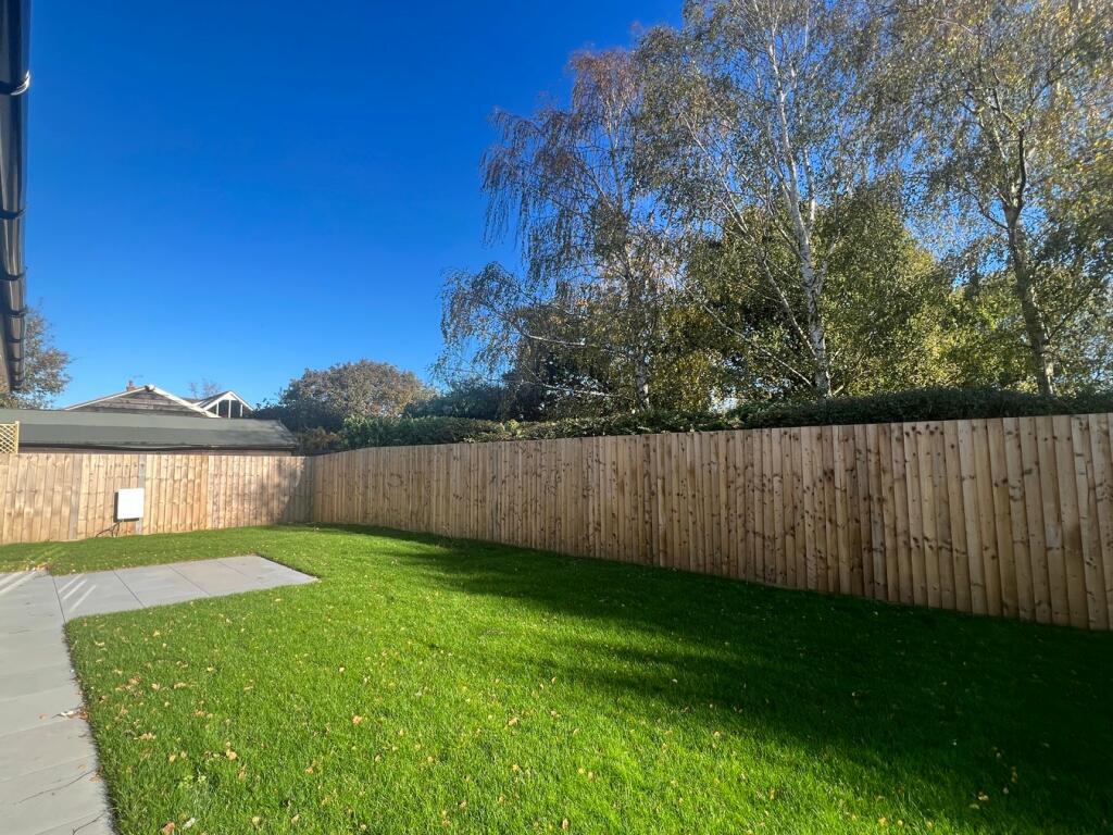 Additional property image - Woodland Walk, Thorpe Road, Kirby Cross, Frinton-On-Sea, CO13