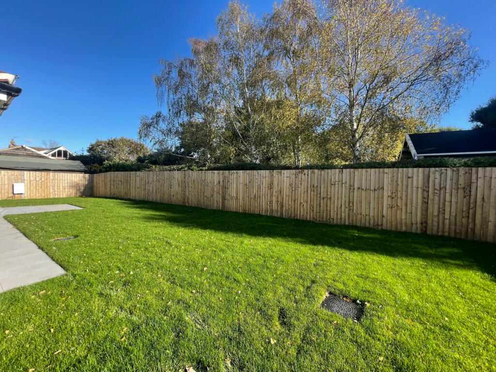 Additional property image - Woodland Walk, Thorpe Road, Kirby Cross, Frinton-On-Sea, CO13