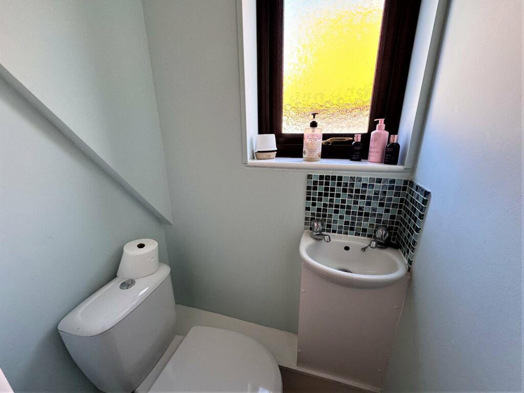 Additional property image - Chestnut Avenue, KIRBY CROSS, CO13