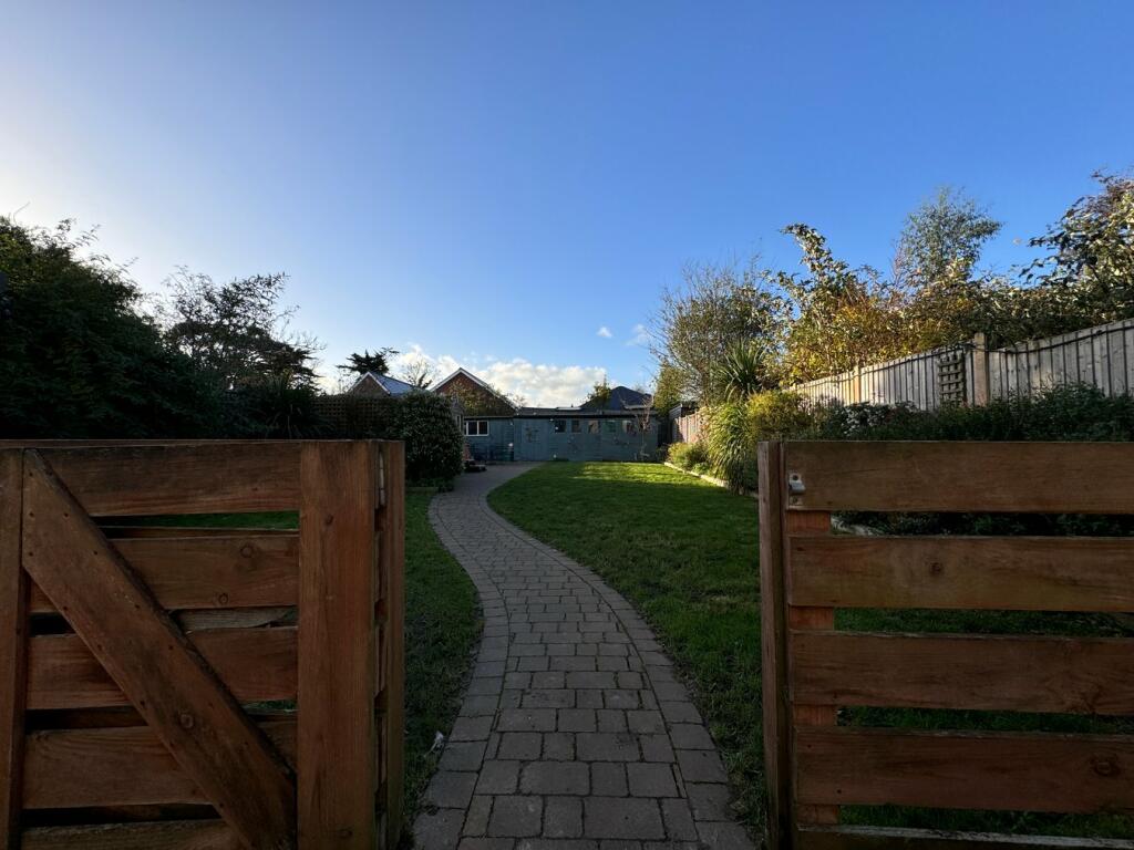 Additional property image - Chestnut Avenue, KIRBY CROSS, CO13