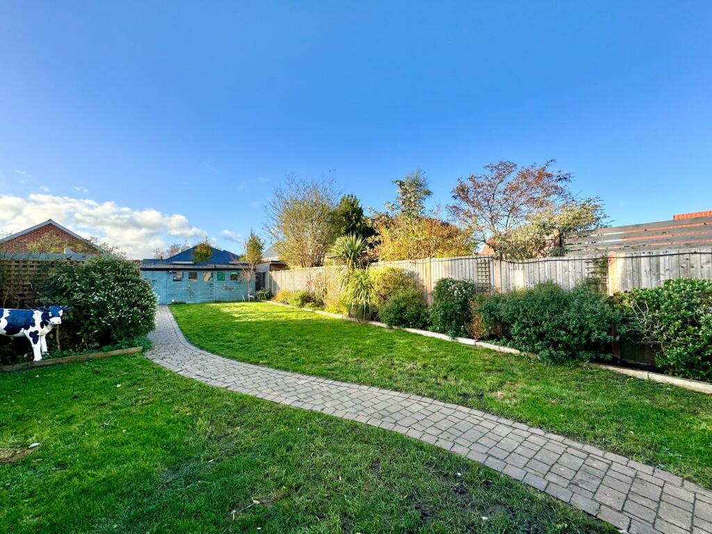 Additional property image - Chestnut Avenue, KIRBY CROSS, CO13
