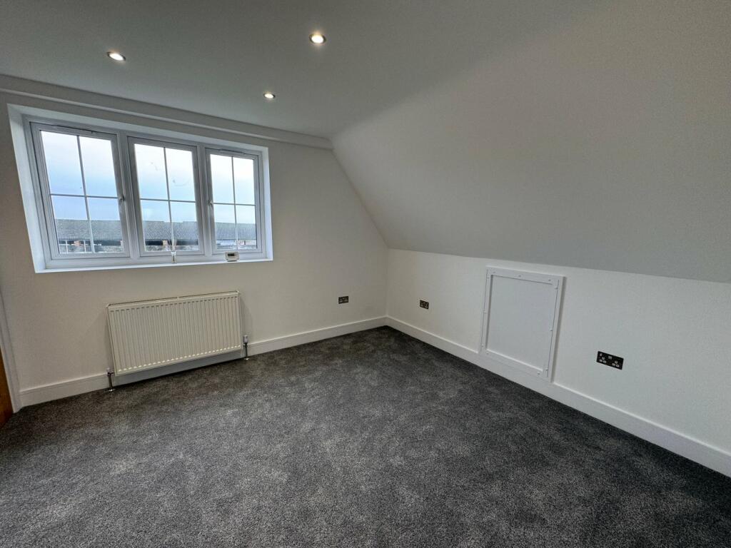 Additional property image - Main Road, GREAT HOLLAND, CO13