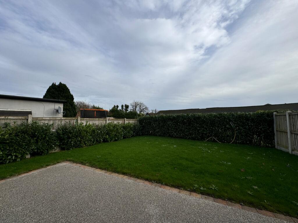 Additional property image - Main Road, GREAT HOLLAND, CO13