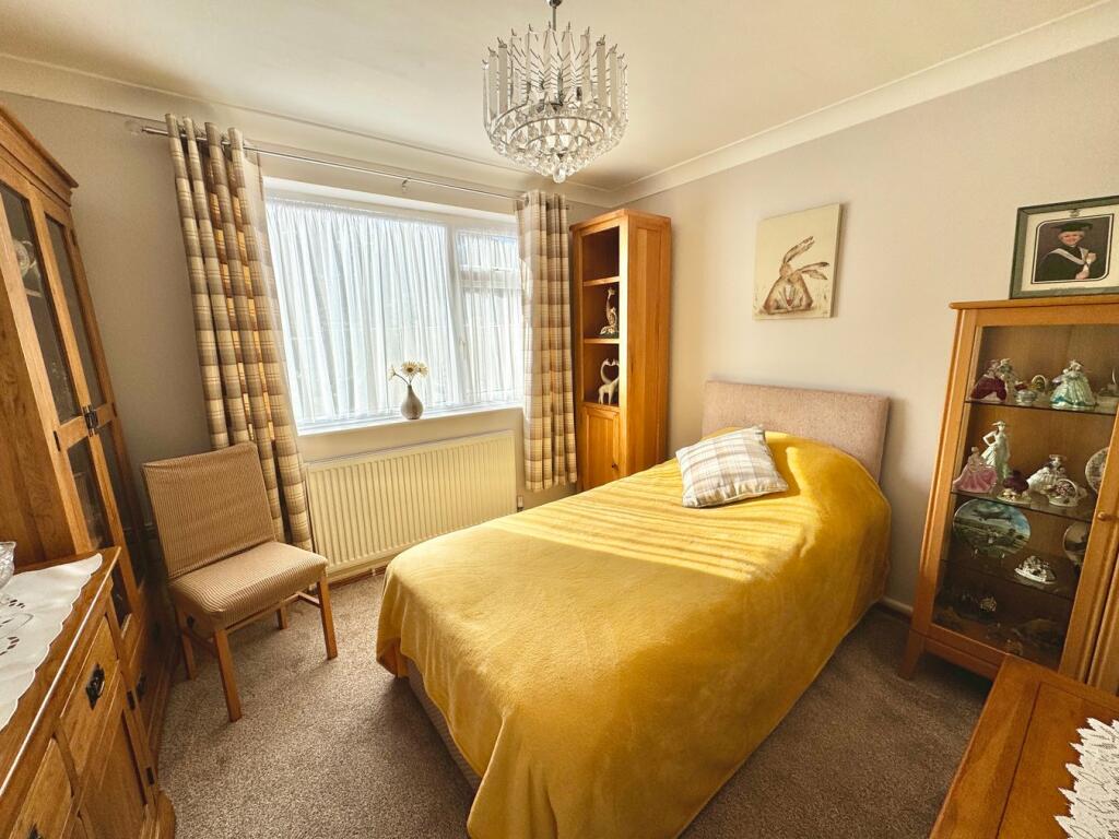 Additional property image - Columbine Gardens, Walton on the Naze, CO14