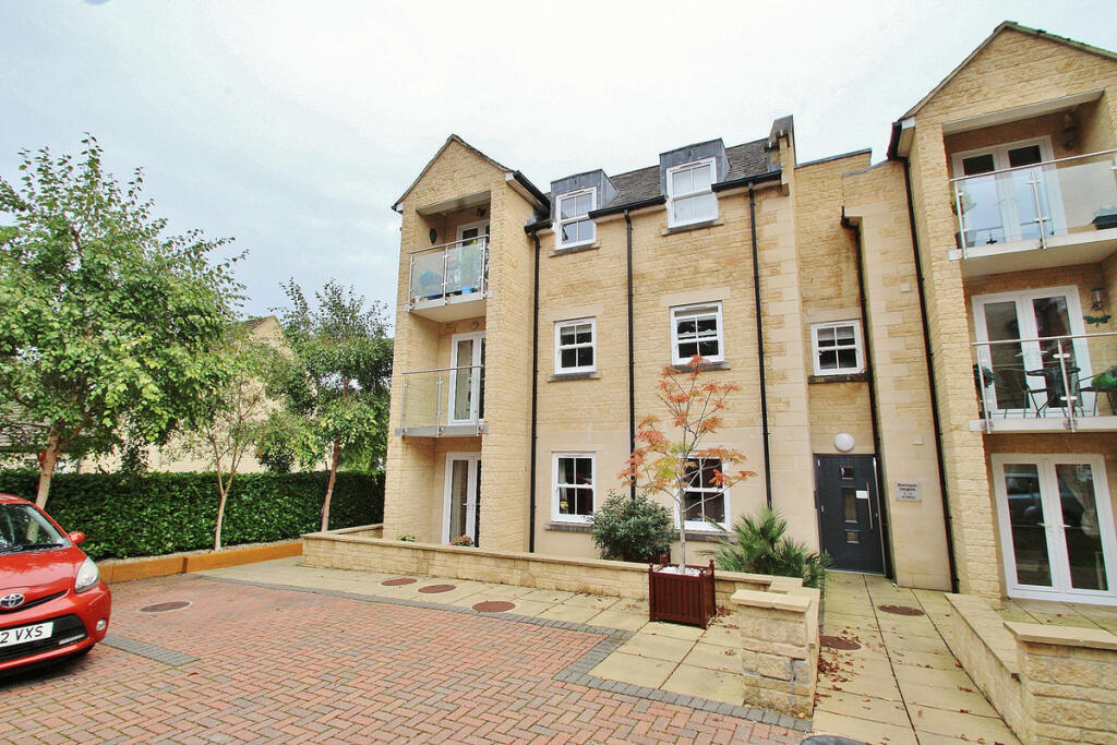 2 bedroom apartment for sale in Woodstock Road, Witney, OX28