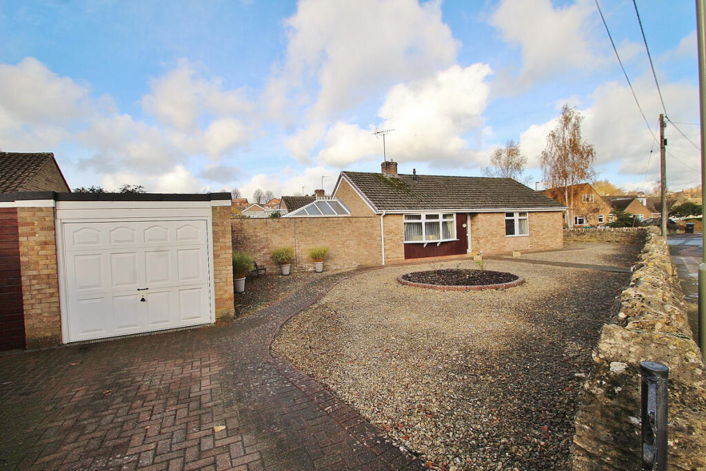 Main image of property: Dene Rise, Witney, OX28