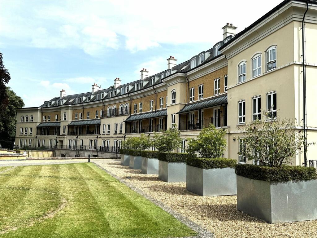 Main image of property: Heathside Crescent, Woking, Surrey, GU22
