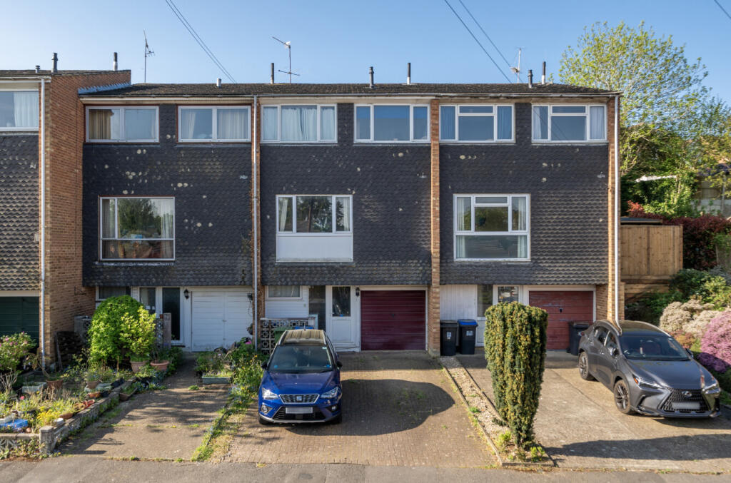 Main image of property: Robin Hood Close, Woking, Surrey, GU21