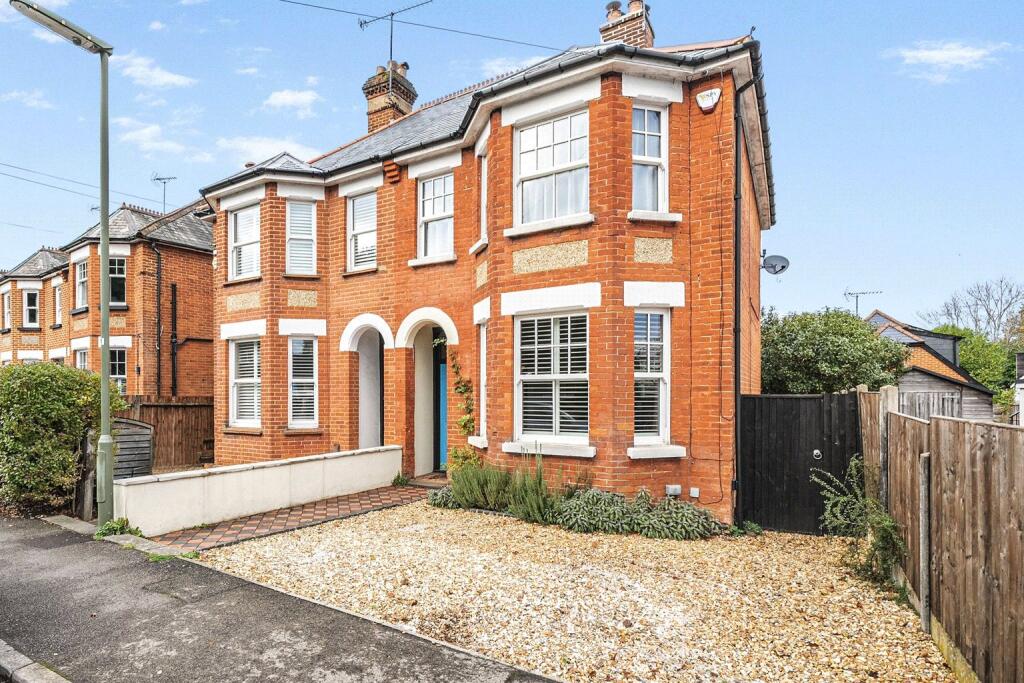 Main image of property: Hook Heath Avenue, Woking, Surrey, GU22