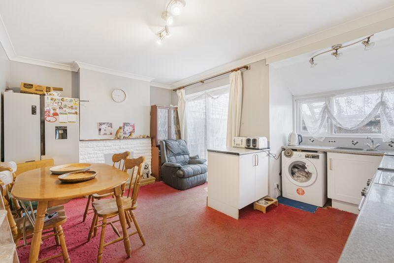 Additional property image - Cray Road, Sidcup, DA14 5DQ