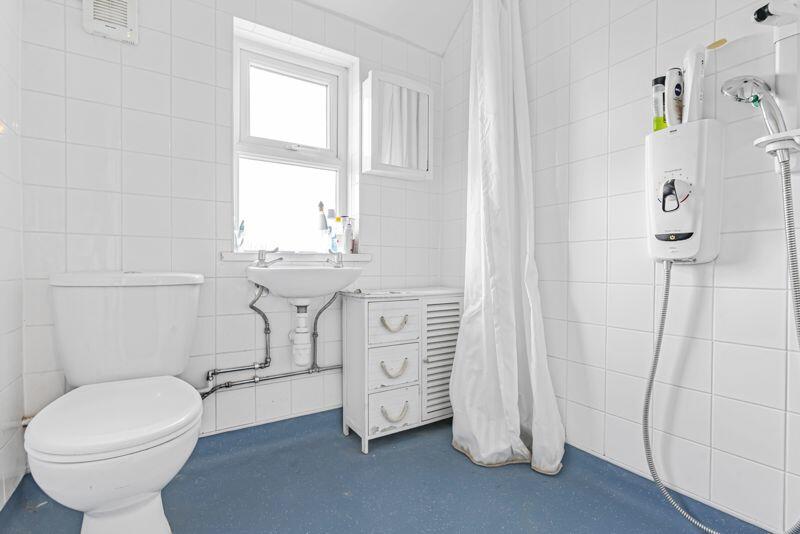 Additional property image - Cray Road, Sidcup, DA14 5DQ