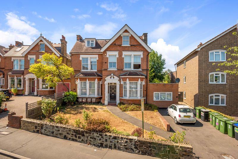 Main image of property: 33D Station Road, Sidcup
