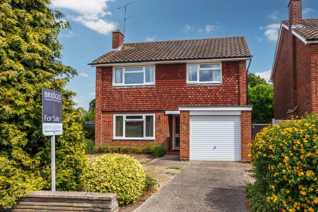 4 bedroom detached house for sale in Tredegar Road, Emmer Green, RG4