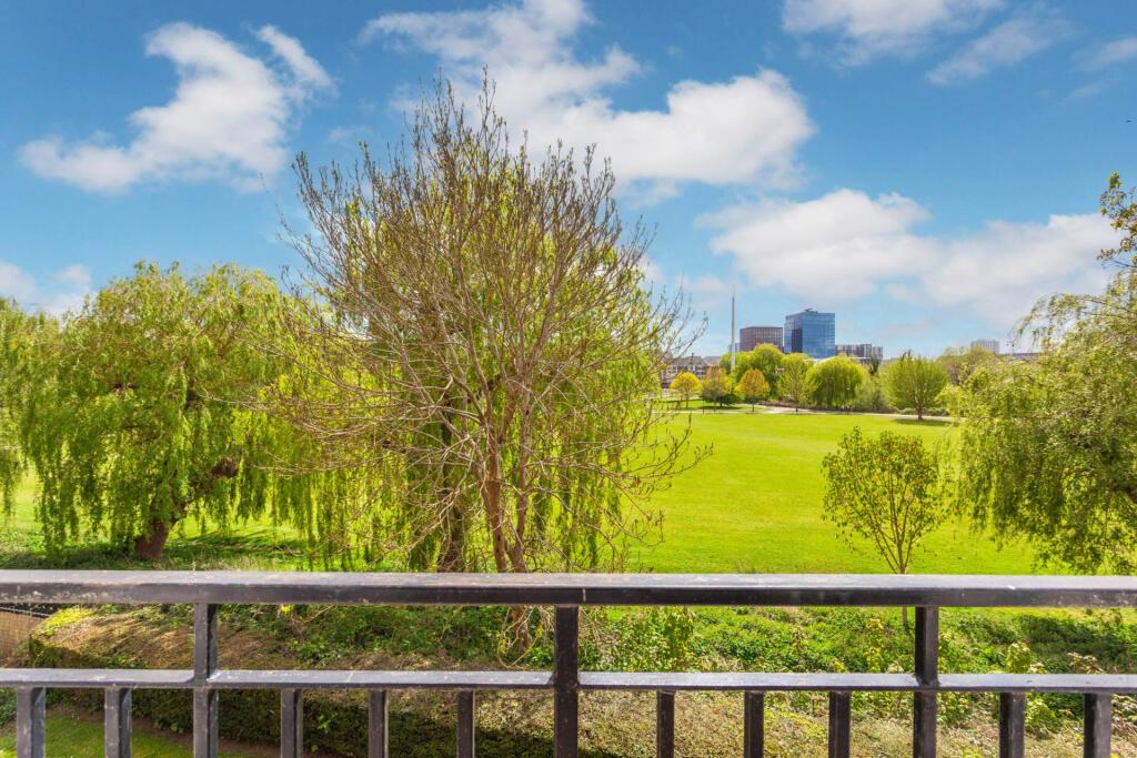 Main image of property: Tamesis Place, Caversham