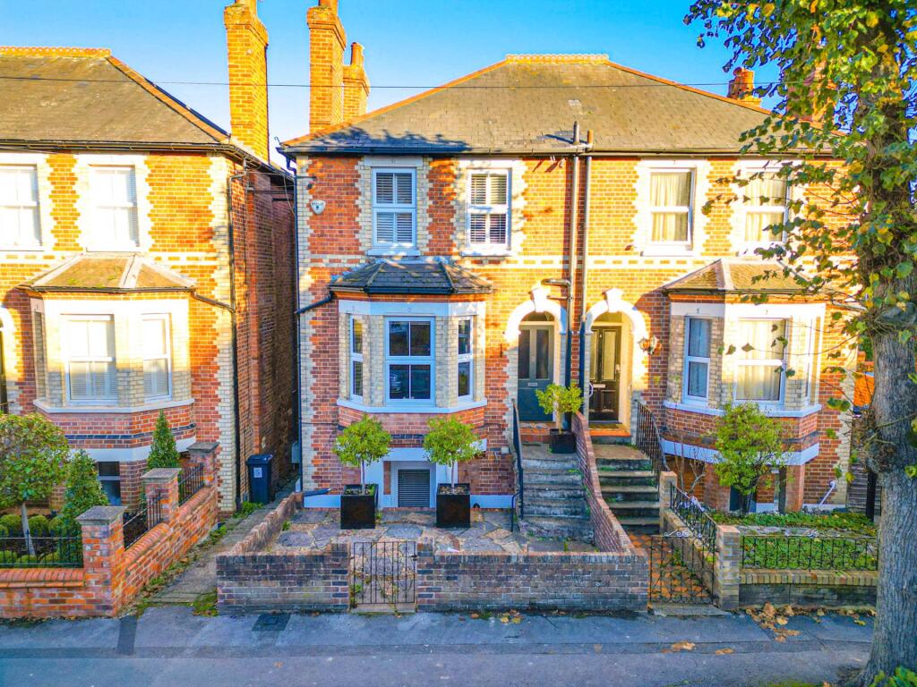Main image of property: Waverley Road, Reading, Berkshire
