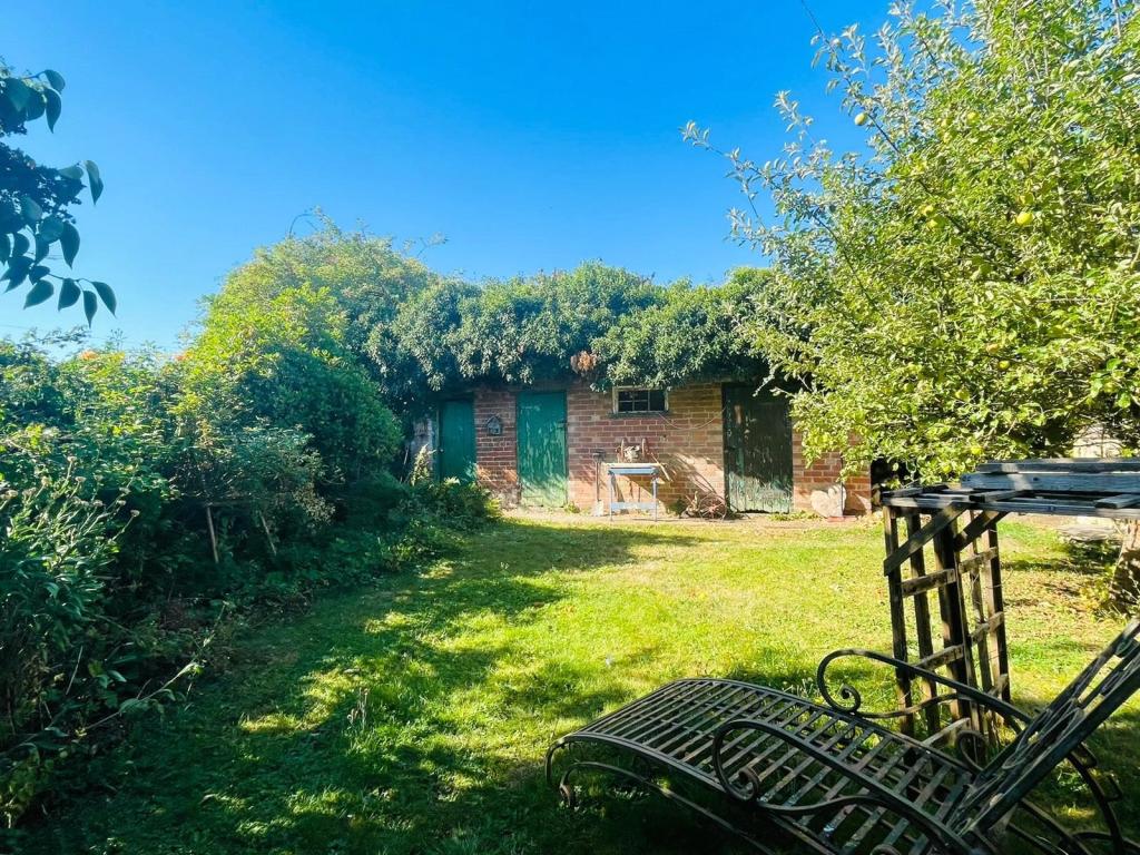 3 bedroom semidetached house for sale in Church Hill, Dunston, Lincoln