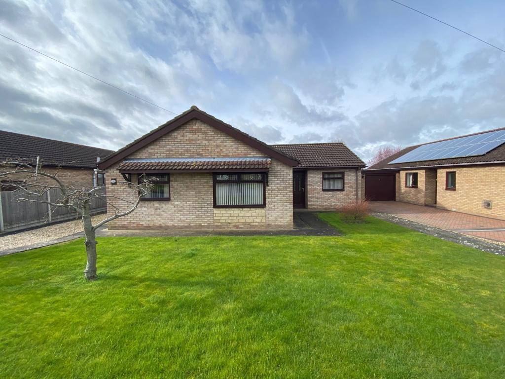 3 bedroom bungalow for sale in Northcroft, Saxilby, Lincoln, LN1