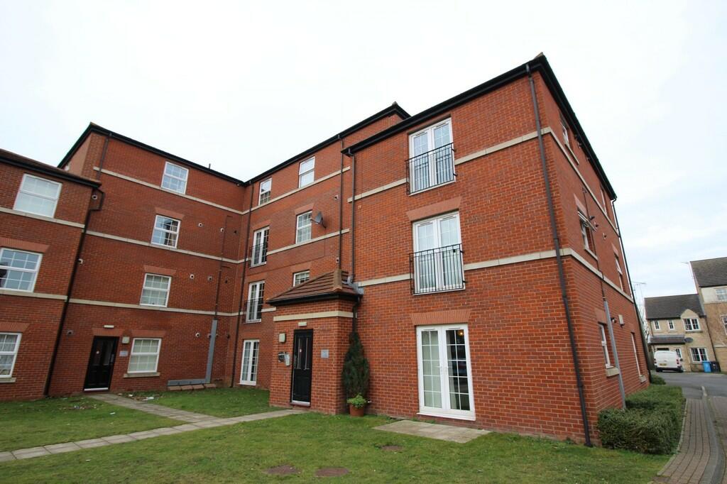 2 bedroom flat for sale in Lambwath Hall Court, Hull, HU7