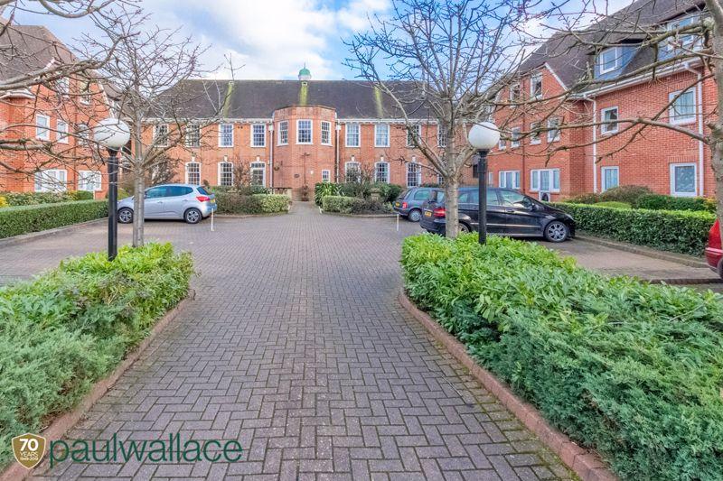 1 bedroom retirement property for sale in Belvedere Court, Hoddesdon, EN11