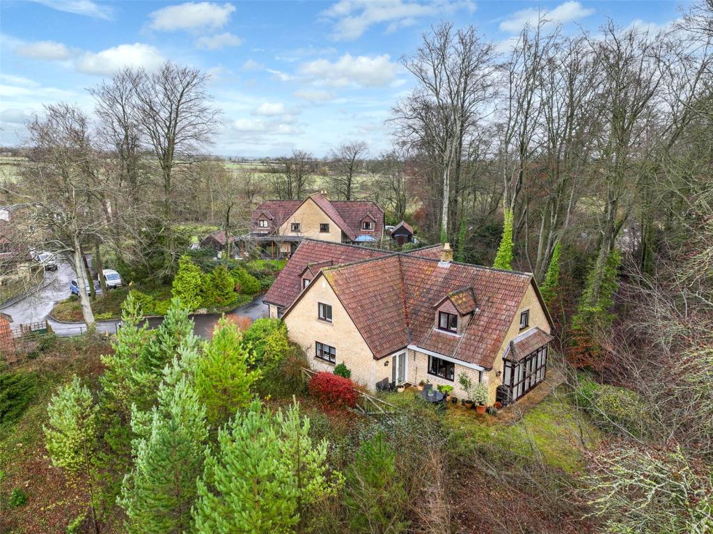 3 bedroom detached house for sale in Avon Heights, Avon Park, BA2