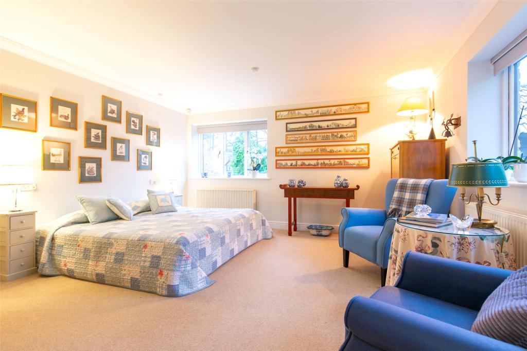 3 bedroom detached house for sale in Avon Heights, Avon Park, BA2