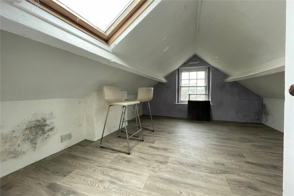 Additional property image - Sladesbrook, Bradford On Avon