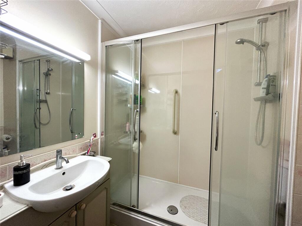 Additional property image - Chatham Court, Station Road
