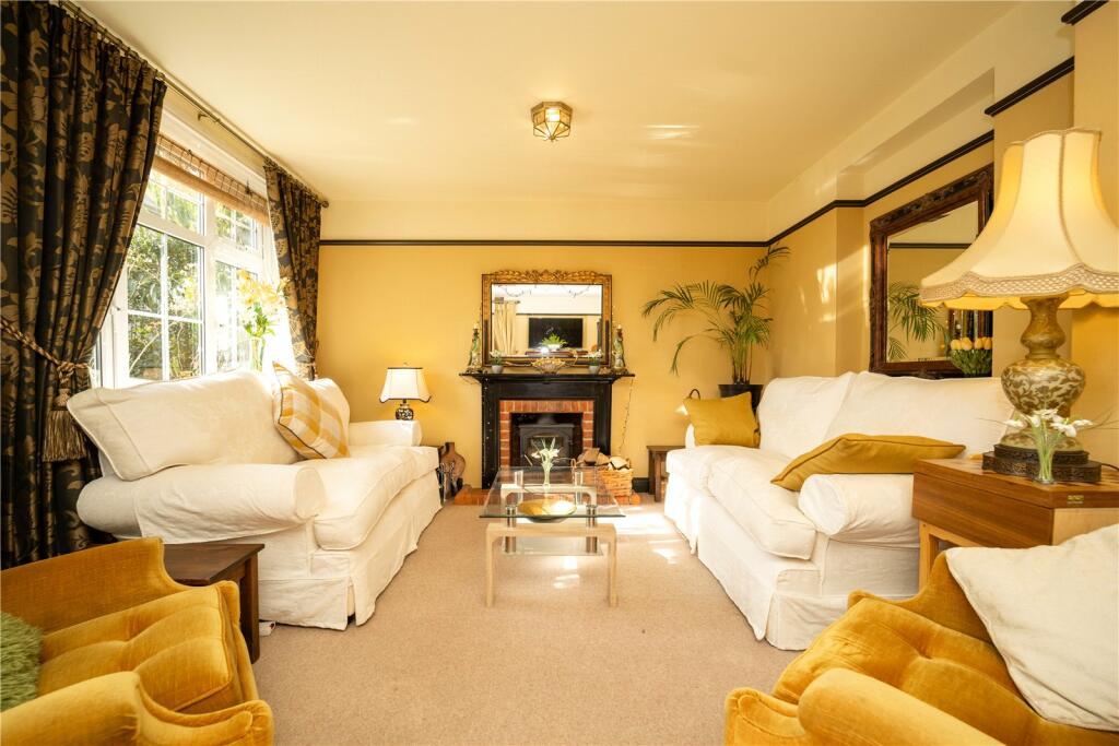 Additional property image - High Street, Sutton Veny
