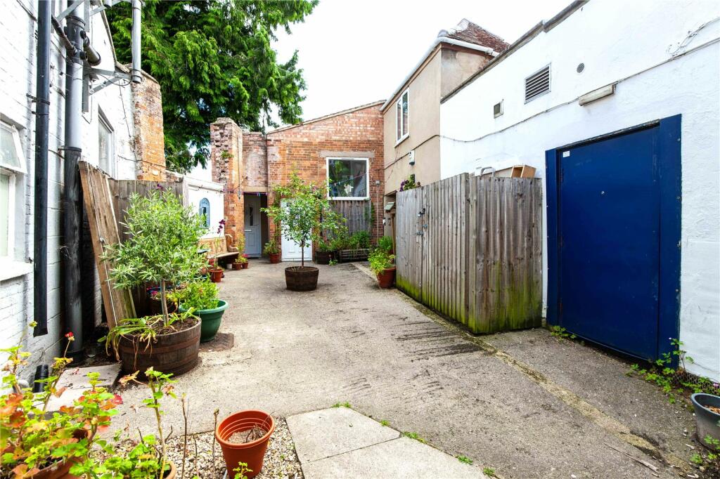 Additional property image - Market Place, Warminster
