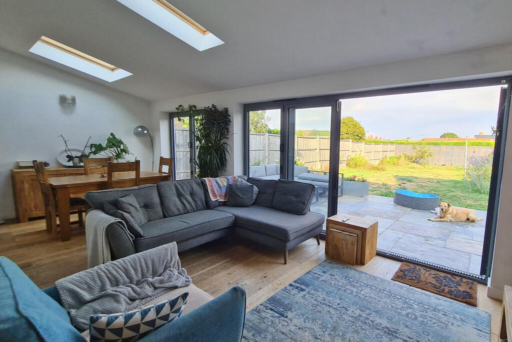 Additional property image - Highbury Park, Warminster