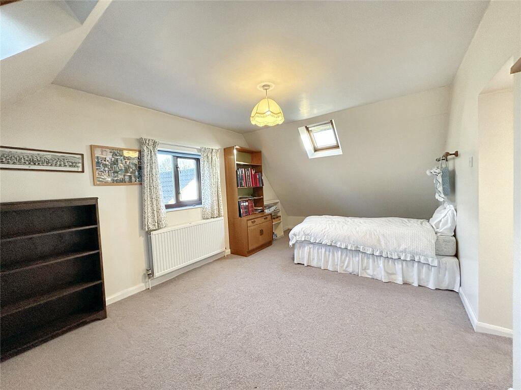 Additional property image - Victoria Road, Warminster