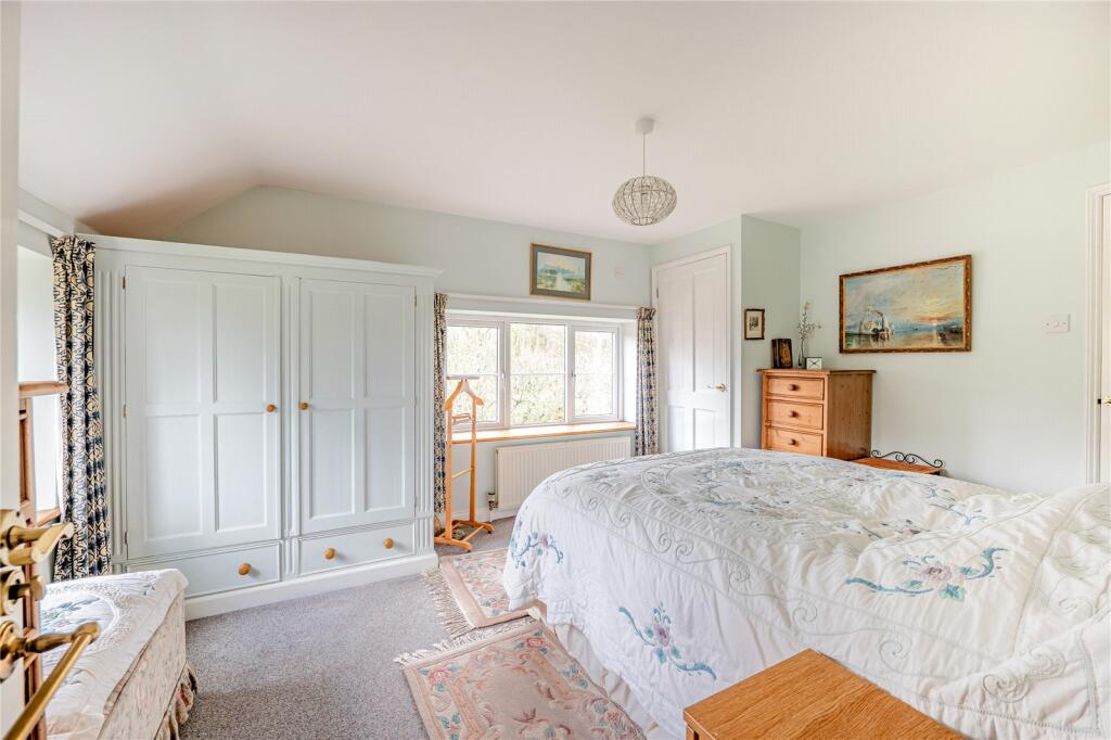 Additional property image - Hillier Cottages, Standerwick