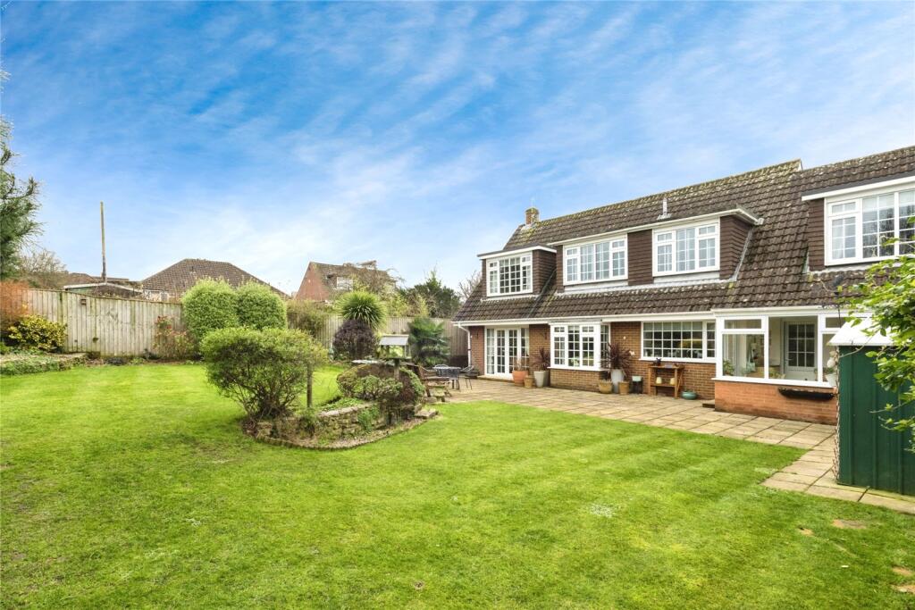 Additional property image - Lanhams Close