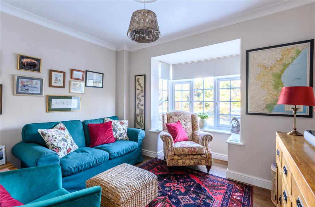 Additional property image - Lanhams Close