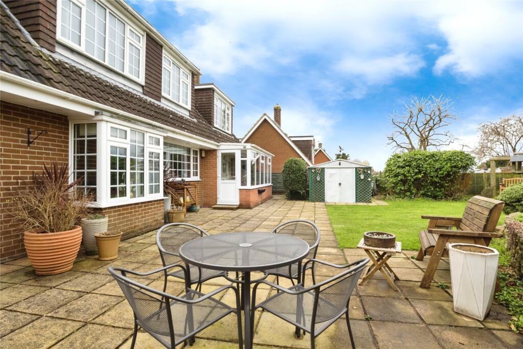 Additional property image - Lanhams Close