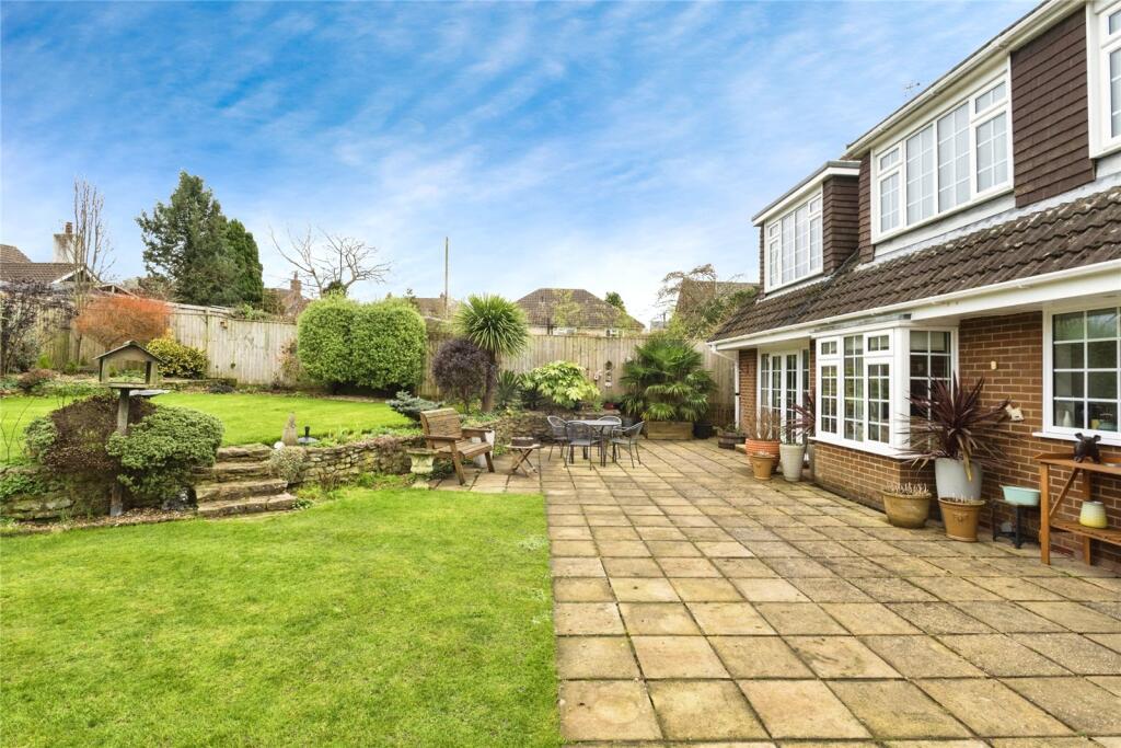Additional property image - Lanhams Close