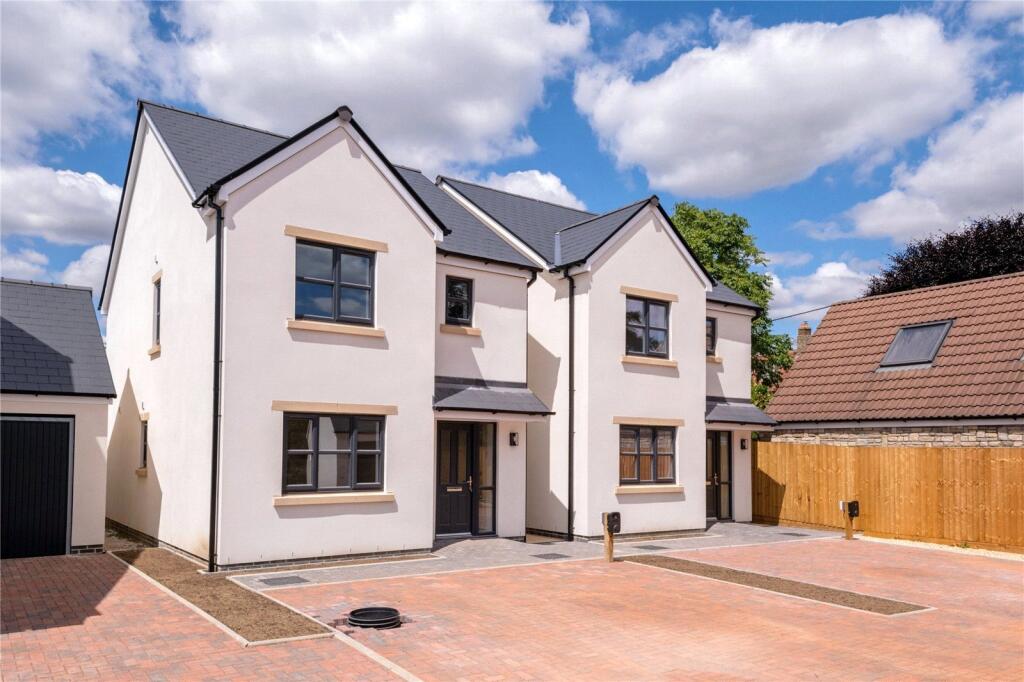 Main image of property: The Robins, Frome